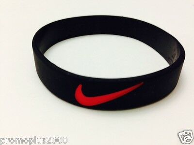 Nike Sports Baller Silicone Wristband. Blk/red Logo